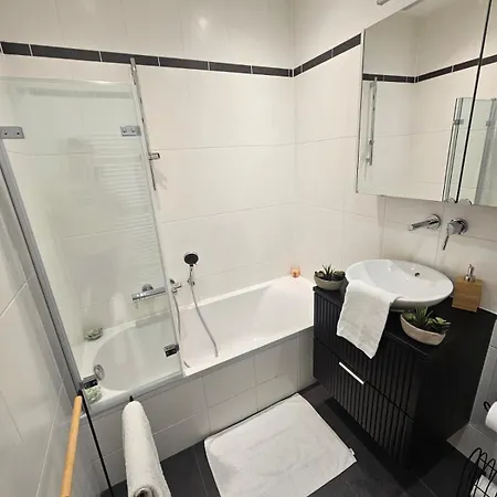 Ideal 1br Near Train Station-gar15 * Luxemburg